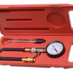 Precizni Compression Tester za auto motore sa priručnikom i manometrom.