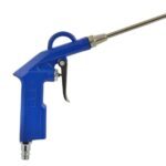 Alat za zrak, pištolj za lakiranje ili čišćenje, industrijski kompresorski alat, plavi ručni pištolj za zrak.