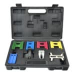 Set električnih alata u tvrdom koferu za alat.