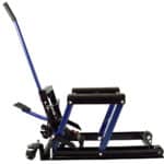 Robusna električna podizna platforma za lakši rad s teškim predmetima.