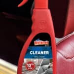 Sredstvo za čišćenje automobila u boci od 550 ml.