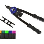 Alat za sečenje i skidanje plastičnih lamela za rezanje gume.