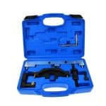 Set za auto ključeve i alate za popravke, plastična torbica sa alatima za servisiranje i održavanje vozila.