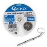 ALt tekst: Set za popravku naočara i satova s raznim šrafovima i alatima.