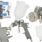 Alt tekst: Profesionalni pištolj za lakiranje sa pumpom i rezervoarom, savršen za dizajn i farbanje.