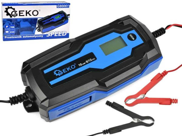 Napon za automatsko punjenje akumulatora, digitalni prikaz, 12V, za auto i brodove.