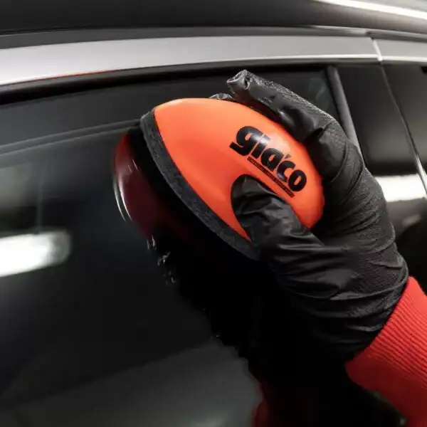 SOFT99 GLACO Q Sredstvo Za Čišćenje i Premazivanje Stakala